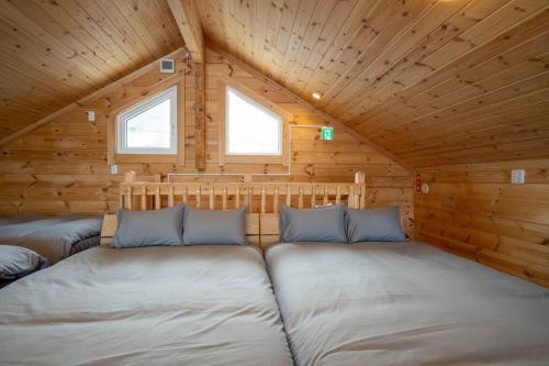 the crestview lodge