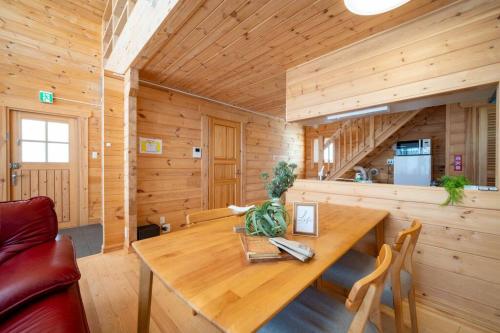 the crestview lodge