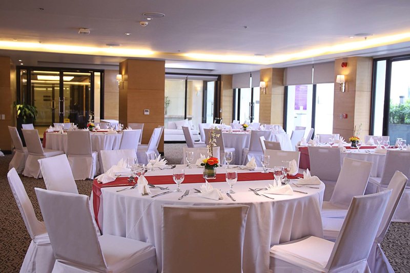 quest hotel and conference center