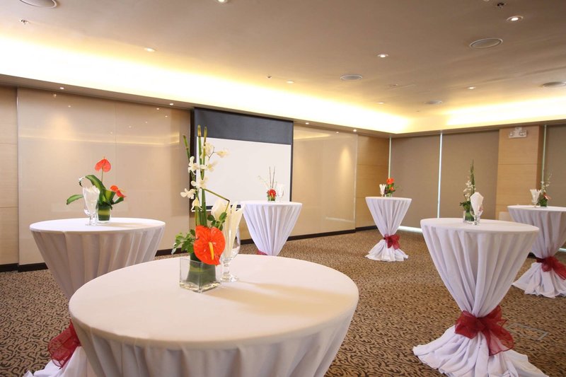 quest hotel and conference center