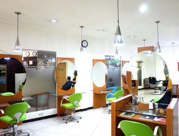 holiday spa hotel