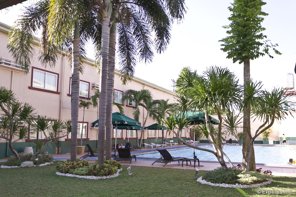 holiday spa hotel