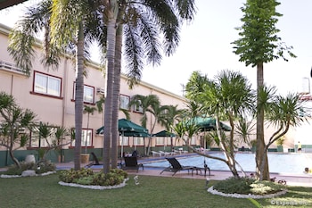holiday spa hotel