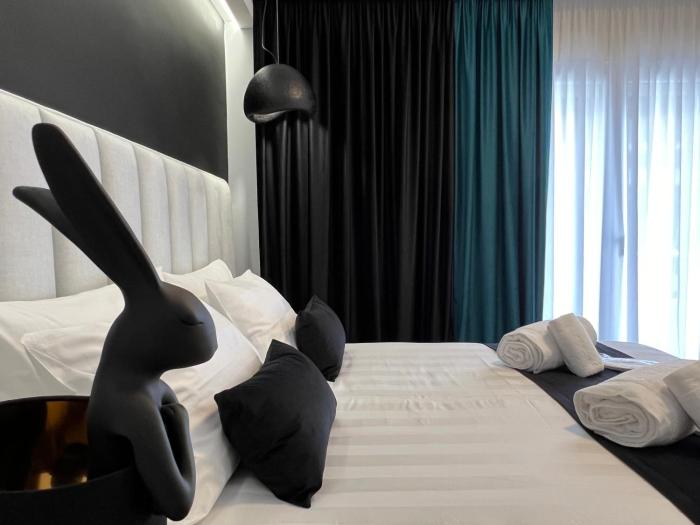 acropolis signature apartment