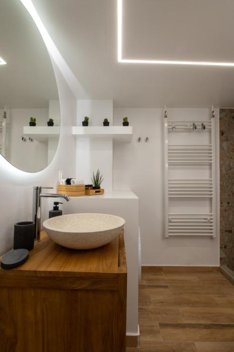 acropolis signature apartment