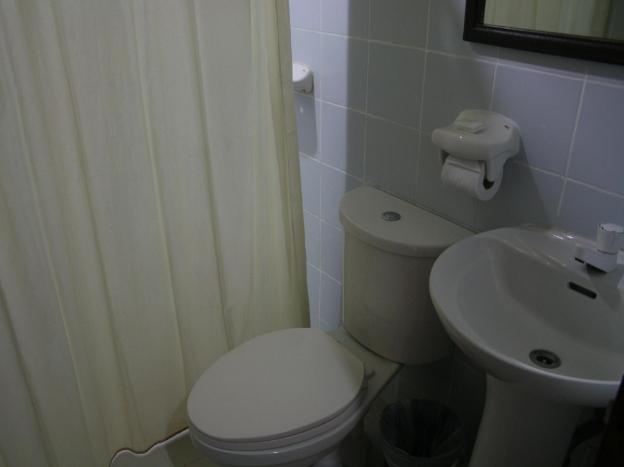 sampaguita suites plaza garcia