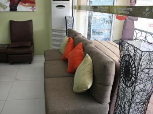 sampaguita suites plaza garcia