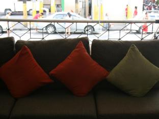 sampaguita suites plaza garcia