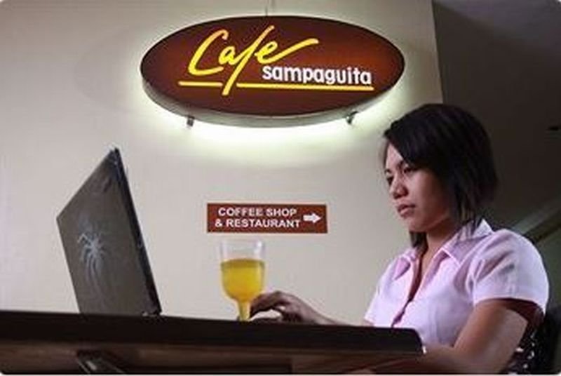 sampaguita suites plaza garcia