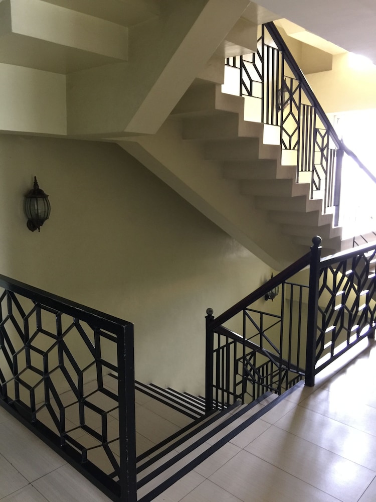 sampaguita suites plaza garcia