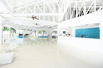 Pacific Cebu Resort,Cebu City>>Cebu,3.5 star