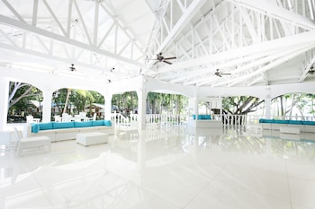 Pacific Cebu Resort,Cebu City>>Cebu,3.5 star