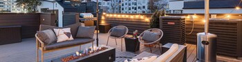 Nash Chic Near Dt Rooftop Luxe Comfort,,3 star