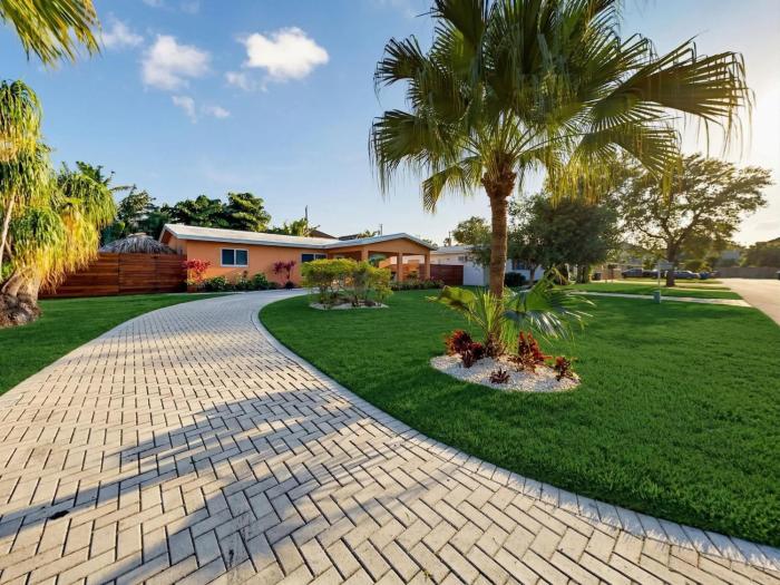 hidden gem vacation villa w private pool tikihut