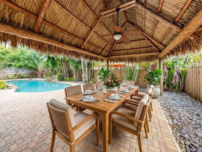 hidden gem vacation villa w private pool tikihut
