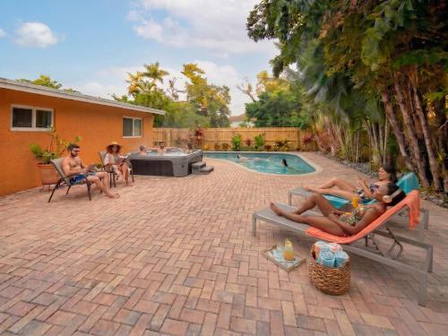 hidden gem vacation villa w private pool tikihut