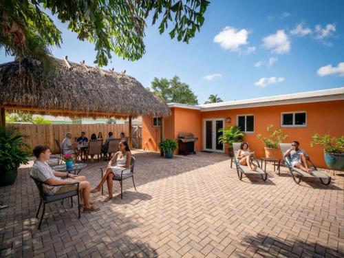 hidden gem vacation villa w private pool tikihut