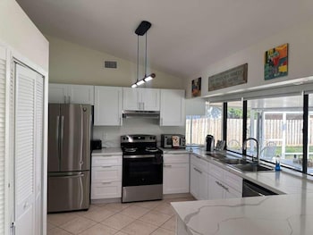 Port St Lucie 3Bd -2B,,2 star