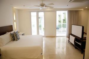 Nacar Hotel Cartagena, Curio Collection By Hilton,San Diego>>Cartagena,4 star