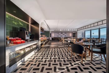 urcove by hyatt shenzhen shekou cruise center
