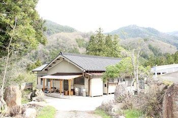 yusukawa guesthouse coccoron