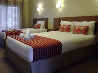 Lake Rotorua Hotel,Near Kuirau Park,4 star