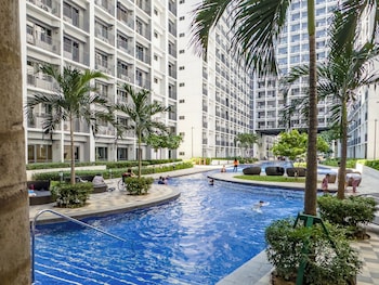 gemstonebr in smdc shore 2 residences