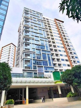 Mactan Newtown Omp Family Room,,4 star