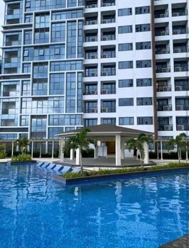 Mactan Newtown Omp Family Room,,4 star