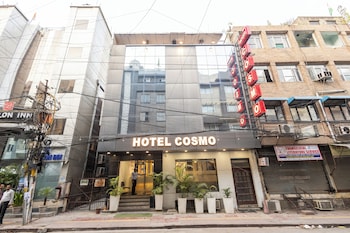 hotel cosmo near blk hospital karol bagh