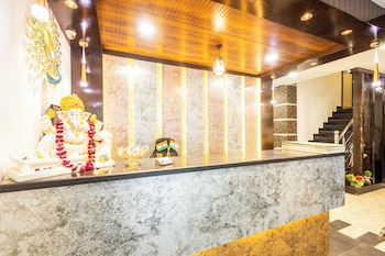 hotel cosmo near blk hospital karol bagh
