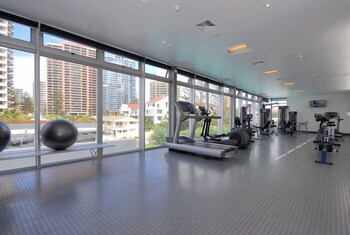 private q tower apartments wowstay