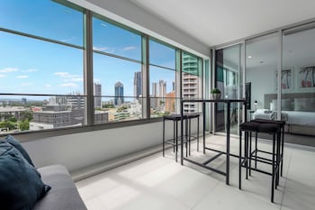 private q tower apartments wowstay