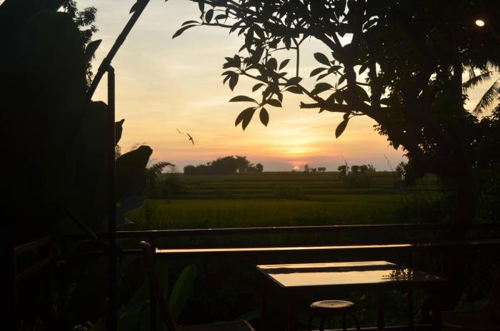 sunset shade villa