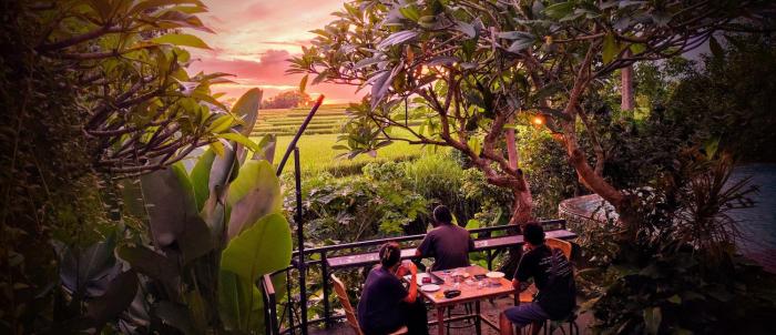 sunset shade villa