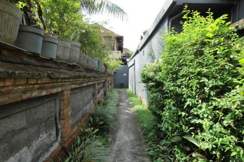 belvilla padma legian resort near monkey forestnearubud palace