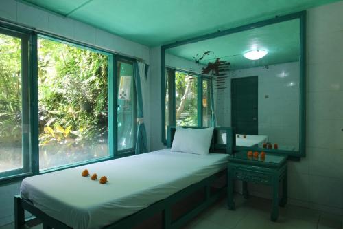 belvilla padma legian resort near monkey forestnearubud palace