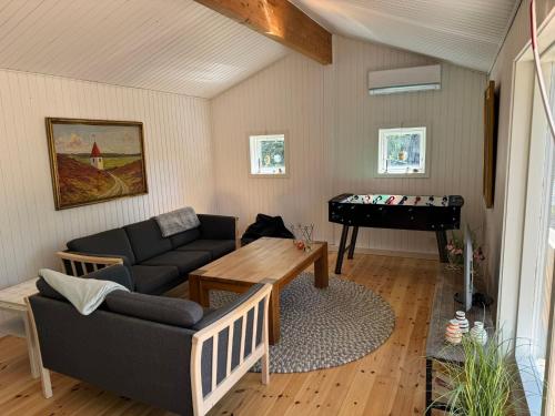 big renovated cottage with soul and love