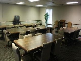 relax inn greeneville