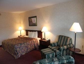 relax inn greeneville