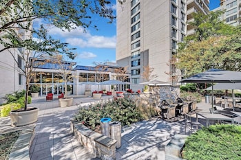 restful stay in dc apartments