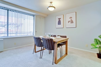 restful stay in dc apartments