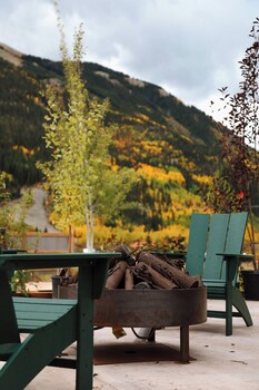altus lodge