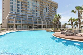 Bahia Mar 418,,4 star