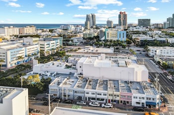 charming large studio near ocean dr south beach