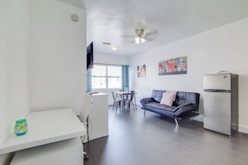 charming large studio near ocean dr south beach