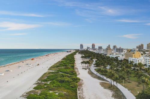 charming large studio near ocean dr south beach