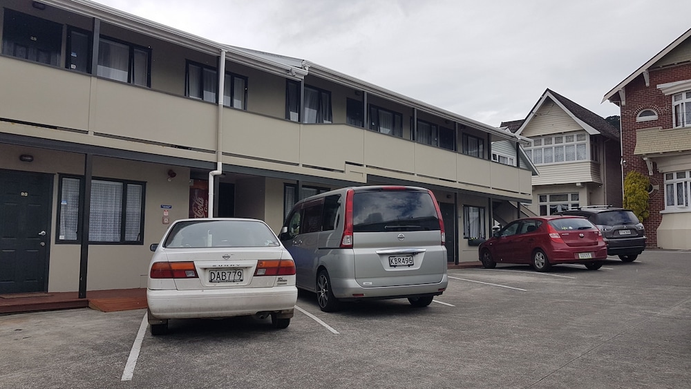 halswell lodge motel