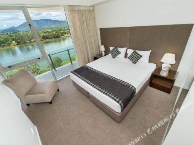 empire apartment hotel