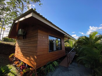 yakari grei bungalows